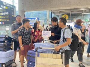 ChalongTransport Travel.com รถเช่าพร้อมคนขับ 32