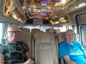 ChalongTransport Travel.com รถเช่าพร้อมคนขับ 43