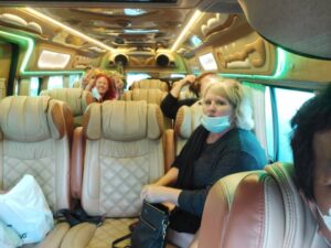 ChalongTransport Travel.com รถเช่าพร้อมคนขับ 51