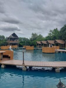 ChalongTransport Travel.com รถเช่าพร้อมคนขับ 54