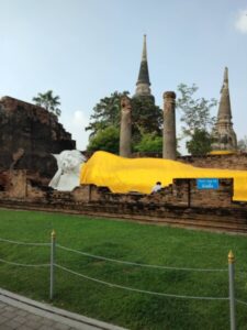 ChalongTransport Travel.com รถเช่าพร้อมคนขับ 75