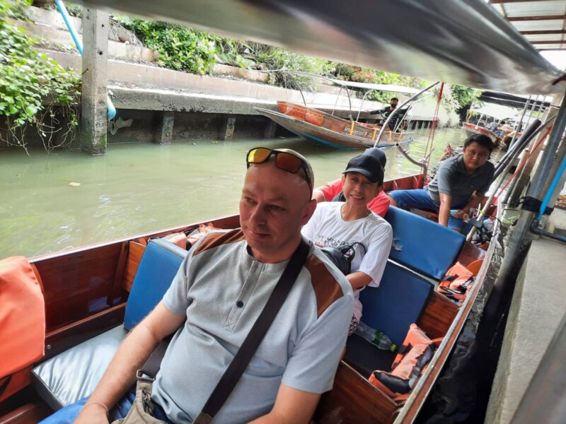 ChalongTransport-Travel.com รถเช่าพร้อมคนขับ (96)